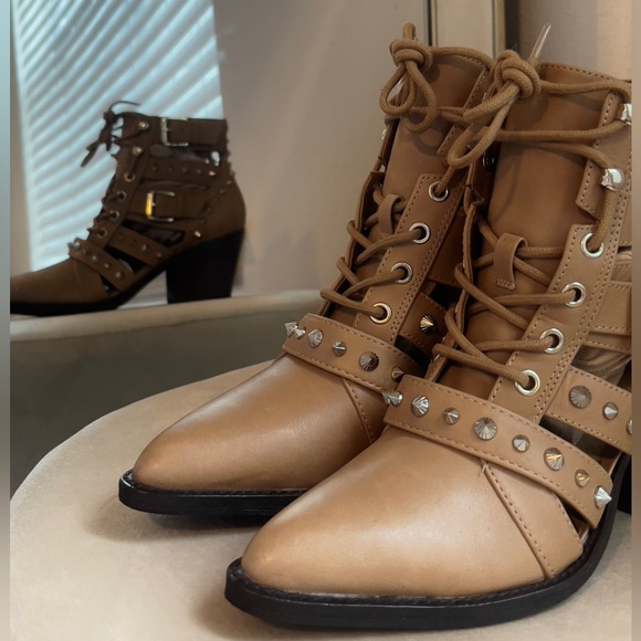 Sam Edelman Elana/Camel/Tan Pointed/LaceUp/Western Booties - Picture 5 of 12